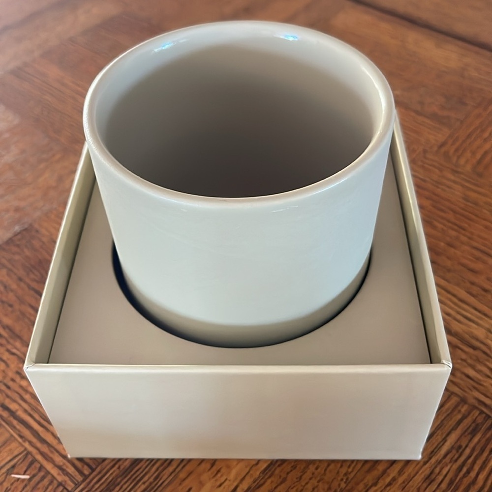 Haps ceramic candle vessel with middle seat candle - Picture 3 of 7